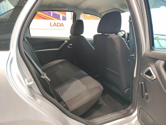 2026 Lada (ВАЗ) Granta I Рестайлинг, серебристый, 1088000 рублей - вид 10