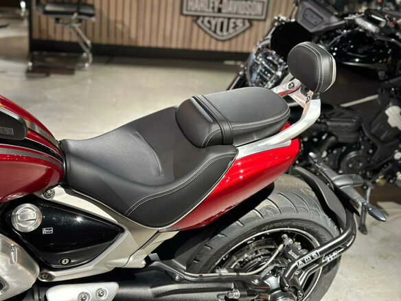 2023 Triumph Rocket 3, красный, 2990000 рублей - вид 26