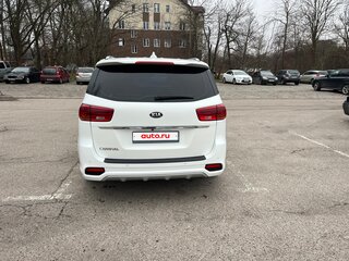 2019 Kia Carnival III, белый, 2600000 рублей, вид 4