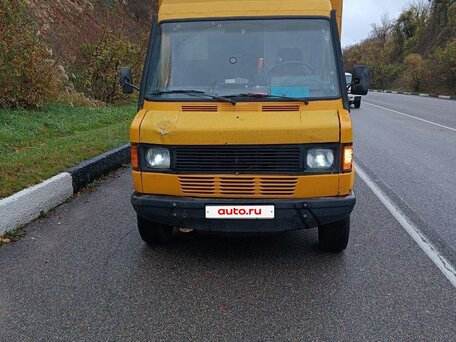 1994 Mercedes-Benz T1, жёлтый, 450000 рублей, вид 4