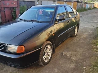 1997 Volkswagen Polo III, чёрный, 100000 рублей, вид 2
