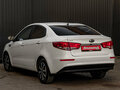 2016 Kia Rio III Рестайлинг, белый, 960000 рублей - вид 4