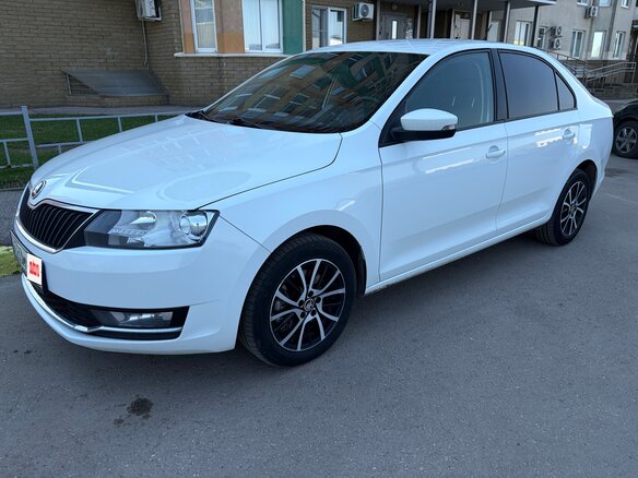 2018 Skoda Rapid I Рестайлинг, белый, 960000 рублей - вид 24