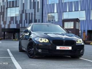 2013 BMW 5 серии 530d xDrive VI (F10/F11/F07), чёрный, 1900000 рублей, вид 2