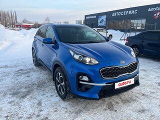 2019 Kia Sportage IV Рестайлинг, синий, 2600000 рублей, вид 2