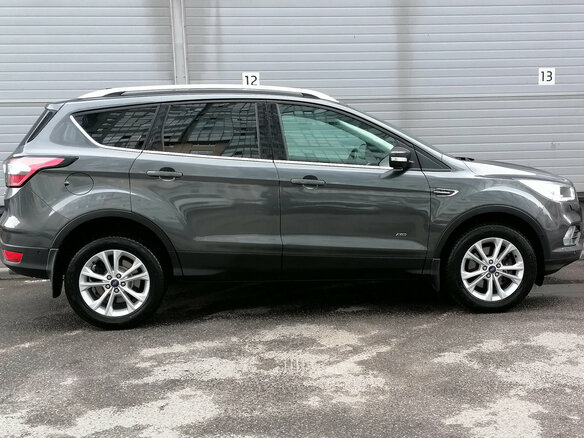 2018 Ford Kuga II Рестайлинг, серый - вид 4