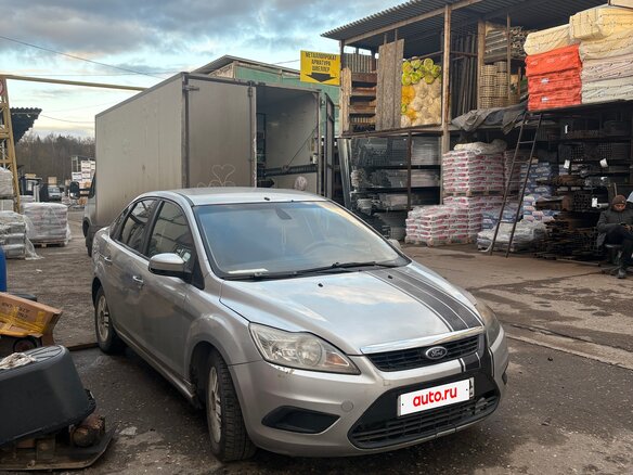 2008 Ford Focus II Рестайлинг, серебристый, 350000 рублей - вид 1