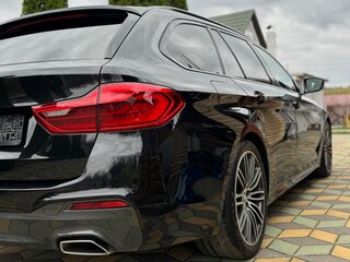 2019 BMW 5 серии 520d xDrive VII (G30/G31/G38), чёрный, 3500000 рублей, вид 5