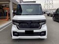 2022 Honda N-BOX II Рестайлинг, белый - вид 1