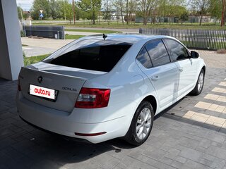 2017 Skoda Octavia III (A7) Рестайлинг, белый, 1000000 рублей, вид 4