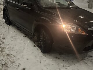 2011 Ford Focus II Рестайлинг, чёрный, 450000 рублей, вид 1