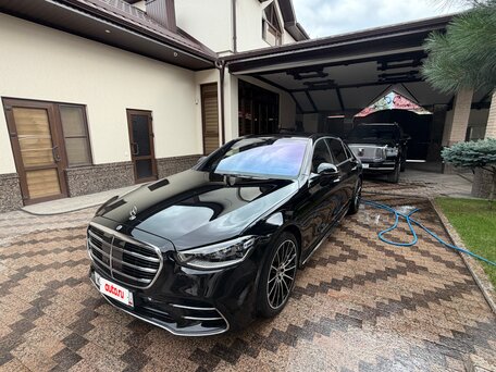 2021 Mercedes-Benz S-Класс 450 Long 4MATIC VII (W223), чёрный, 12150000 рублей, вид 3