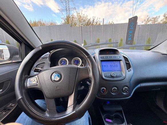 2014 Geely GC6, серебристый, 395000 рублей - вид 10