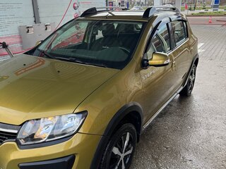 2015 Renault Sandero Stepway II, зелёный, 900000 рублей, вид 1