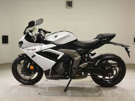 2024 Triumph Daytona 660, белый, 877000 рублей, вид 1