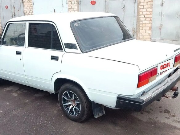 2011 Lada (ВАЗ) 2107, белый, 210000 рублей - вид 5