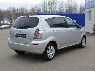 2007 Toyota Corolla Verso I Рестайлинг, серебристый, 899000 рублей, вид 5