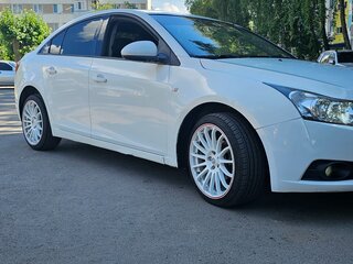 2012 Chevrolet Cruze I, белый, 650000 рублей, вид 2