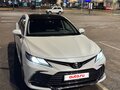2023 Toyota Camry VIII (XV70) Рестайлинг, белый, 3550000 рублей - вид 1