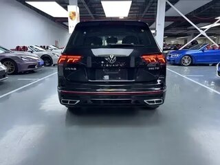 2022 Volkswagen Tiguan II Рестайлинг, серый, 2220013 рублей, вид 5