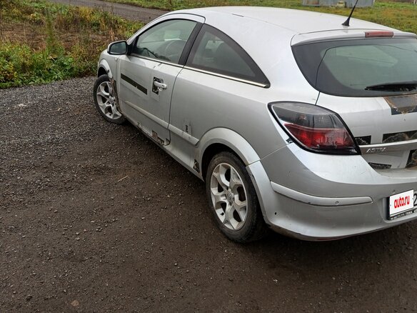 2006 Opel Astra GTC H, серебристый, 250000 рублей - вид 2