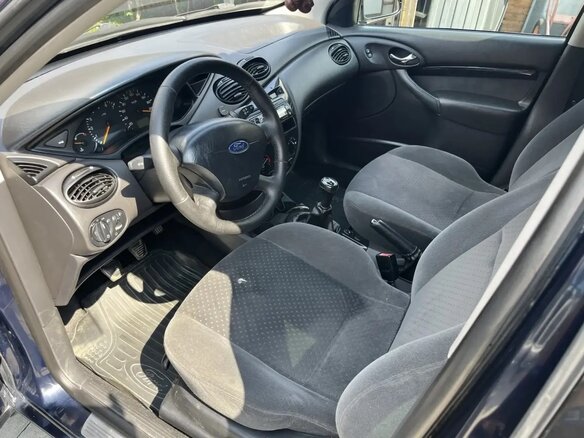 2004 Ford Focus I Рестайлинг, синий, 300000 рублей - вид 5