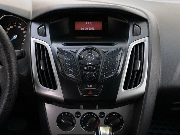 2012 Ford Focus III, красный, 710000 рублей - вид 16