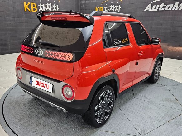 2022 Hyundai Casper I, красный, 1130000 рублей - вид 5
