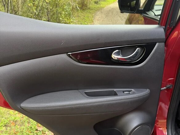 2014 Nissan Qashqai II, красный, 1500000 рублей - вид 15