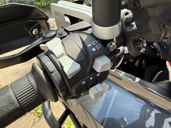 2023 Benelli TRK 702 X, зелёный, 500000 рублей - вид 3