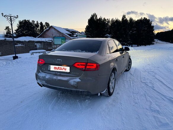 2009 Audi A4 IV (B8), бежевый, 950000 рублей - вид 4