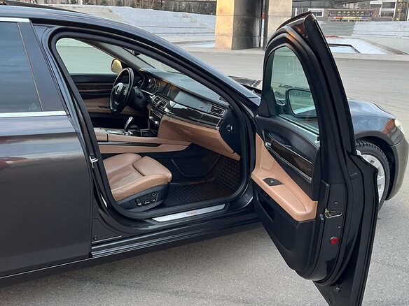 2008 BMW 7 серии 730d V (F01/F02/F04), серый, 1450000 рублей - вид 13