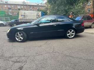 2003 Mercedes-Benz CLK-Класс 240 II (W209), чёрный, 750000 рублей, вид 4