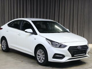 2018 Hyundai Solaris II, белый, 999000 рублей, вид 3