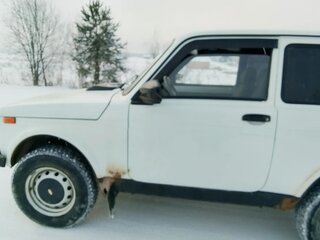 2000 Lada (ВАЗ) 2121 (4x4) I Рестайлинг, белый, 260000 рублей, вид 5
