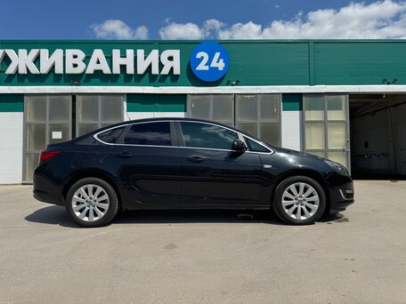 2015 Opel Astra J Рестайлинг, чёрный, 1000000 рублей, вид 4