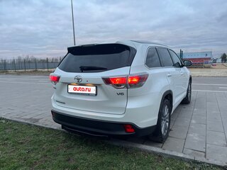 2014 Toyota Highlander III (XU50), белый, 3500000 рублей, вид 3