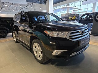 2010 Toyota Highlander II (XU40) Рестайлинг, чёрный, 2090000 рублей, вид 3