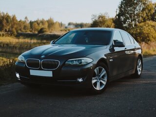 2011 BMW 5 серии 520d VI (F10/F11/F07), бежевый, 1890000 рублей, вид 1