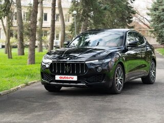 2017 Maserati Levante S I, чёрный, 5300000 рублей, вид 2