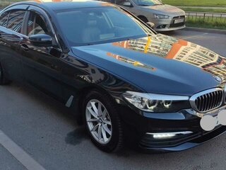 2020 BMW 5 серии 520d VII (G30/G31/G38), чёрный, 3000000 рублей, вид 3