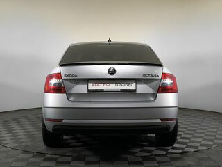 2017 Skoda Octavia III (A7) Рестайлинг, серебристый, 1650000 рублей, вид 5