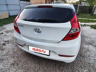 2016 Hyundai Solaris I Рестайлинг, белый, 680000 рублей, вид 3