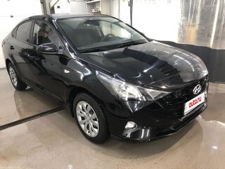 2021 Hyundai Solaris II Рестайлинг, чёрный, 1850000 рублей, вид 1