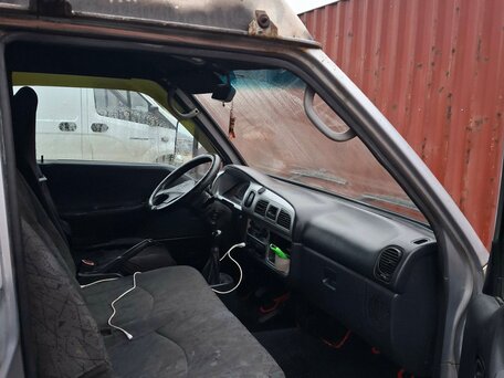 2011 Hyundai Porter, серебристый, 340000 рублей, вид 3