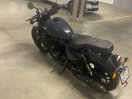2025 Royal Enfield Shotgun, серебристый, 550000 рублей, вид 2