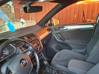 2018 Volkswagen Tiguan II, белый, 2900000 рублей, вид 3
