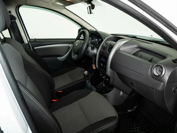 2018 Renault Duster I Рестайлинг, белый, 1390000 рублей - вид 5