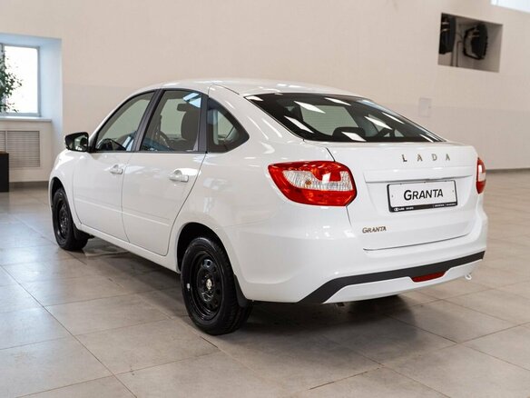 2026 Lada (ВАЗ) Granta I Рестайлинг, белый - вид 10