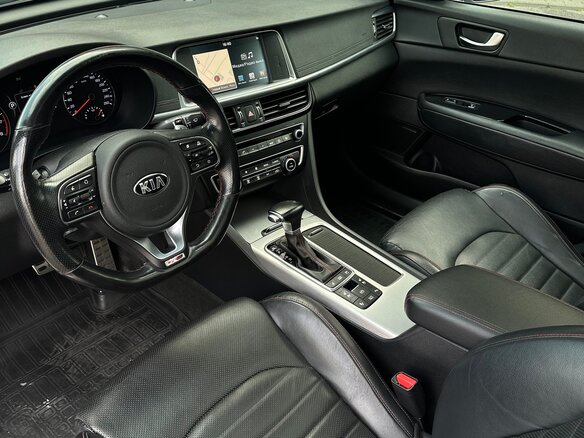 2017 Kia Optima IV, белый, 1950000 рублей - вид 6